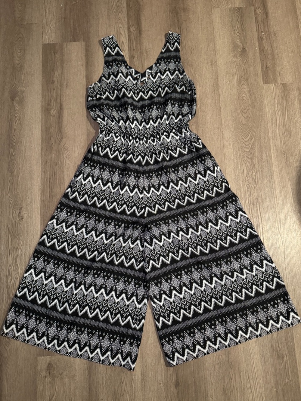 Truth Black & White Geometric Sleeveless Jumpsuit
